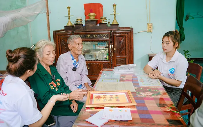 Hình ảnh sòng bạc trực tuyến tại new88.com với người chia bài thật